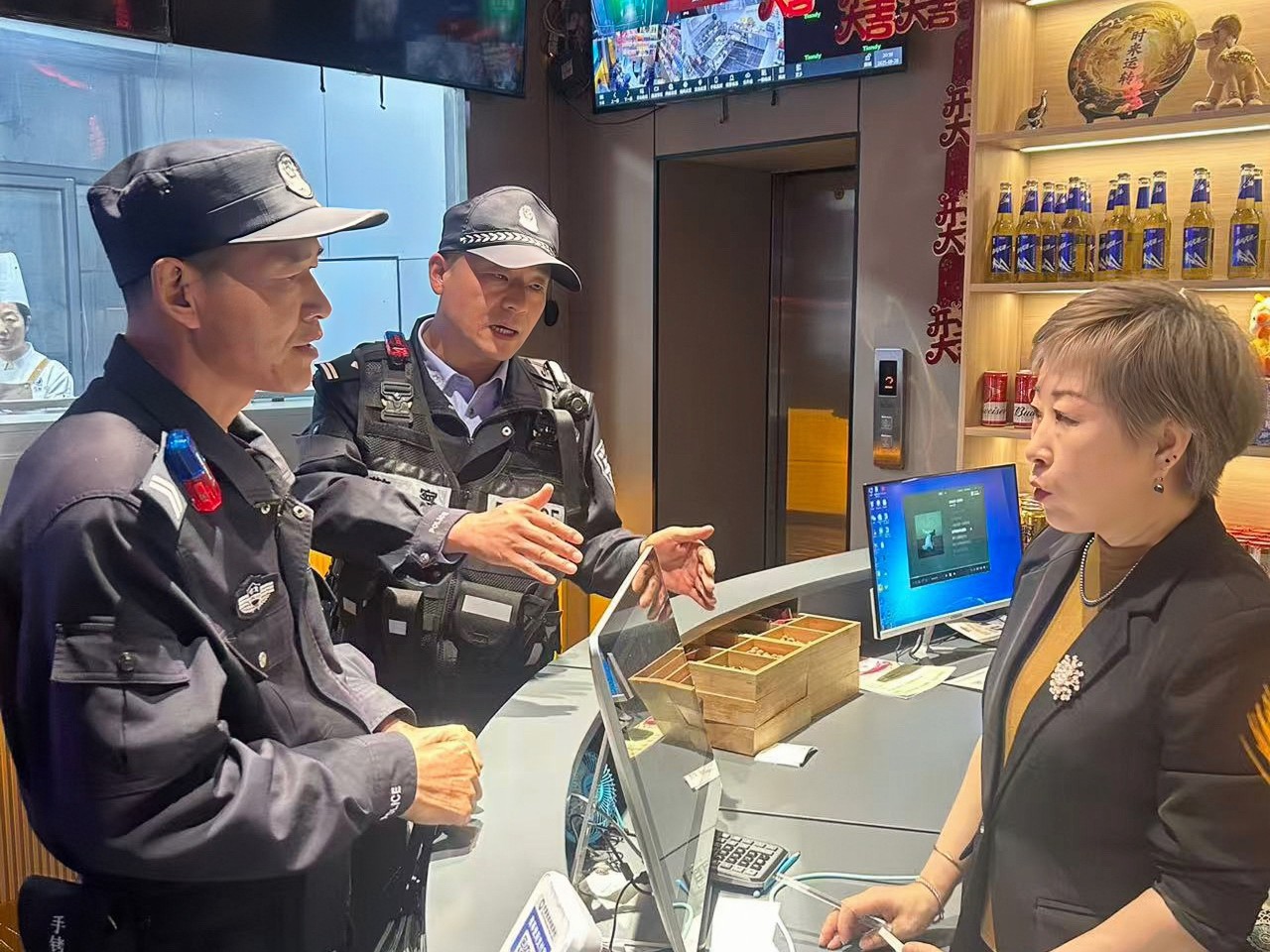 （wAQEＹ图片新闻）金昌公安筑牢社会治(44067754)-20250930150713