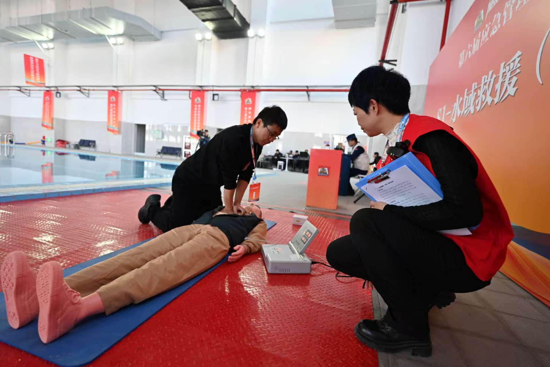 （WqEY配图）以赛促练 以练促防(44306127)-20251020095801