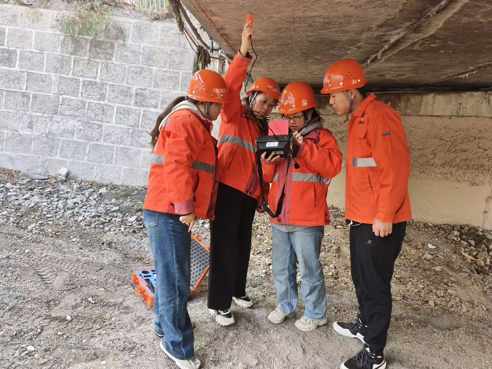 微信图片_20251107173546 微信图片_20251107173546