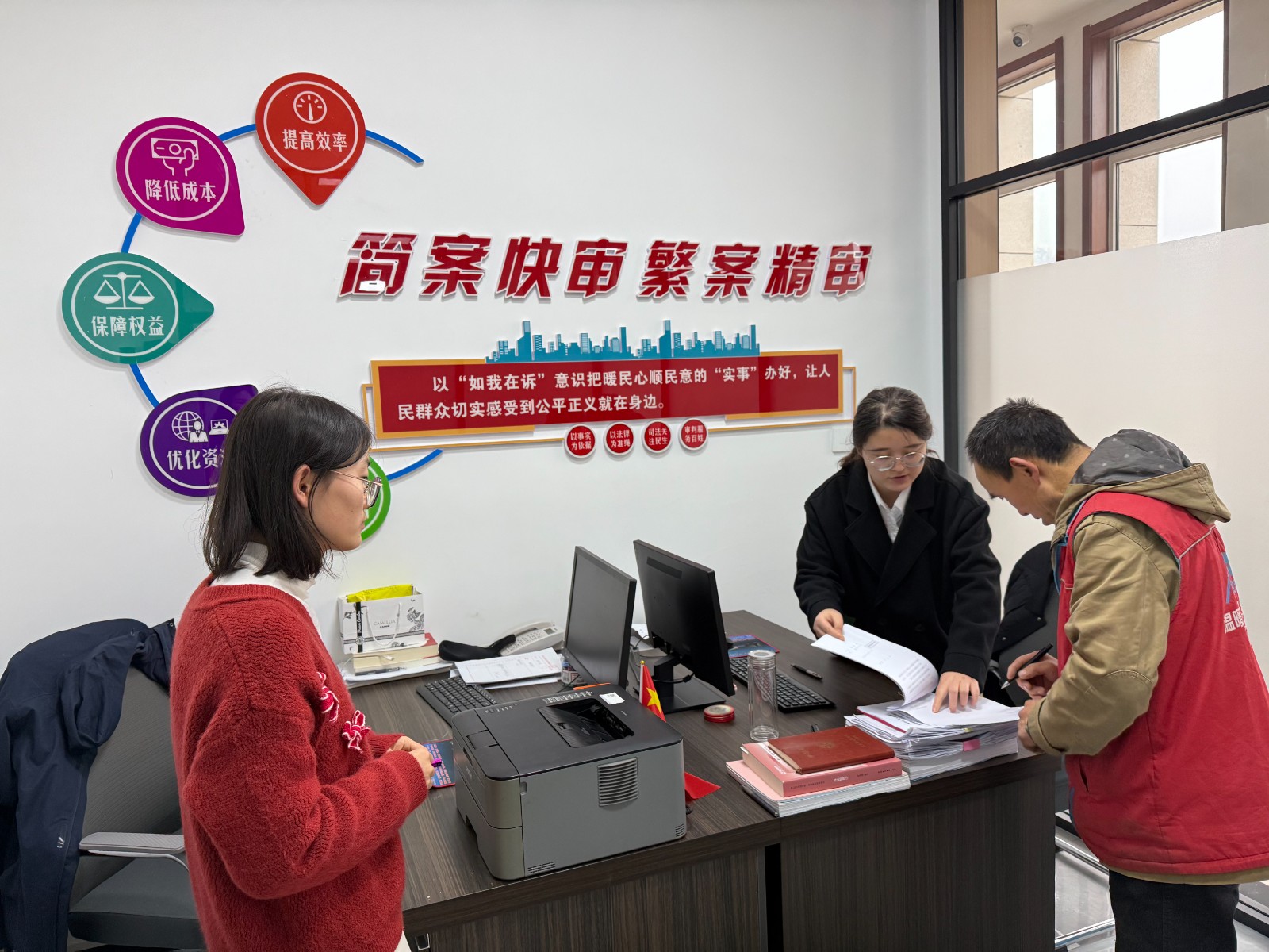 灵台运用“12345”机制推进综治中心建设