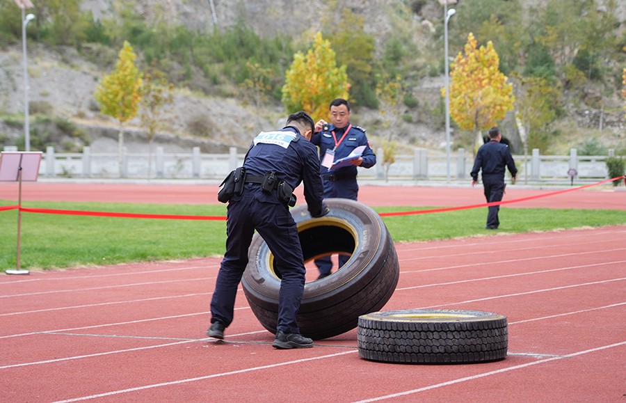 (qYE 第305期法院风采,头题,配(44838431)-20251114102724 (qYE 第305期法院风采,头题,配(44838431)-20251114102724