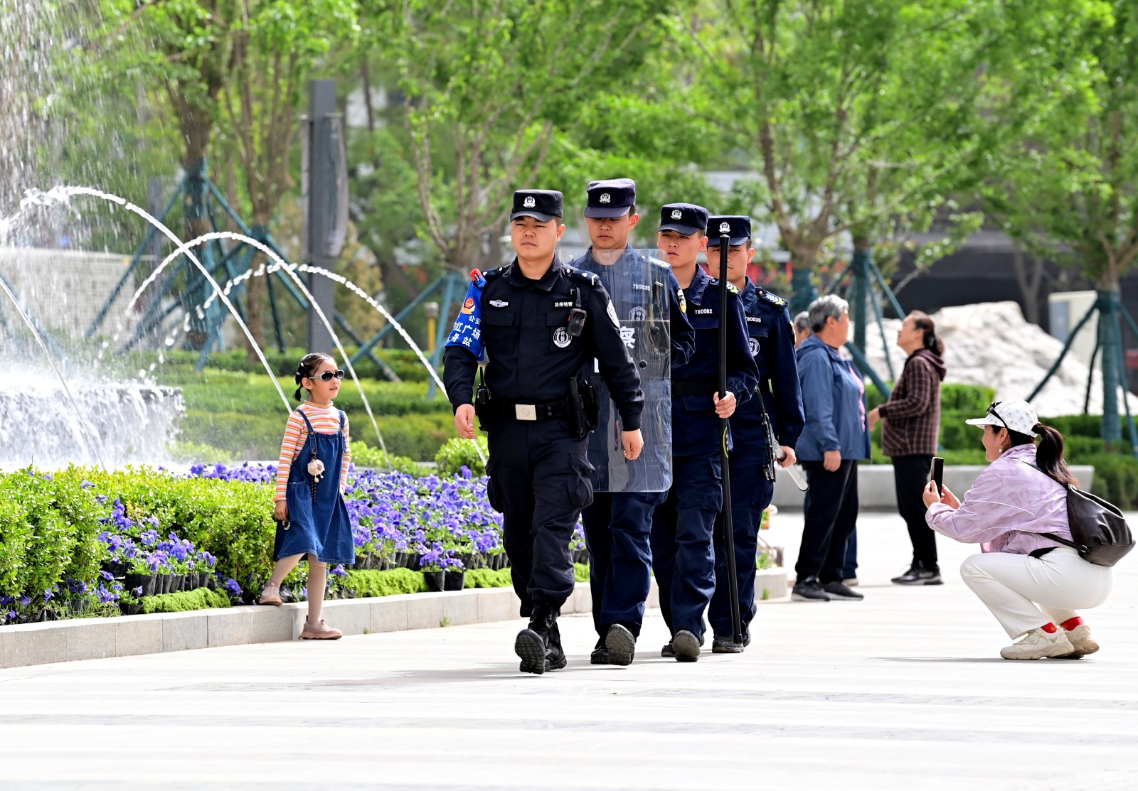 （QＹE  配图２）2025，他们战绩不(46303533)-20260109092442